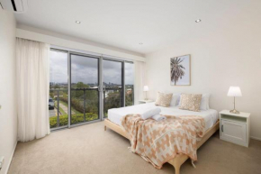 Renov Peaceful 3BR Morningside Gem: Cozy Retreat, Brisbane